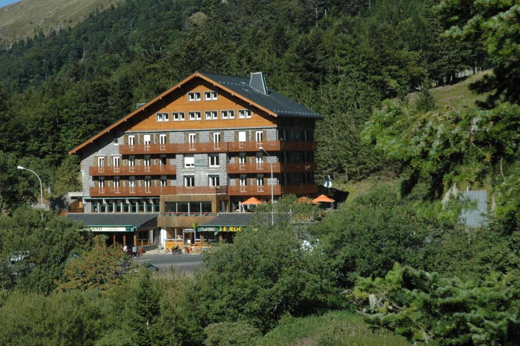 Hotel Du Puy Ferrand , Restaurant La Table De L'Ours Le Mont-Dore Exterior foto