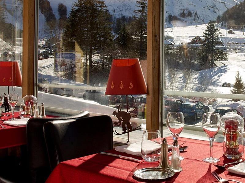 Hotel Du Puy Ferrand , Restaurant La Table De L'Ours Le Mont-Dore Exterior foto